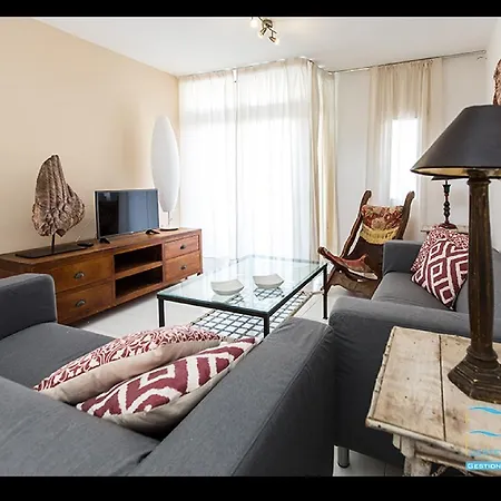 On The Sea Apartment *